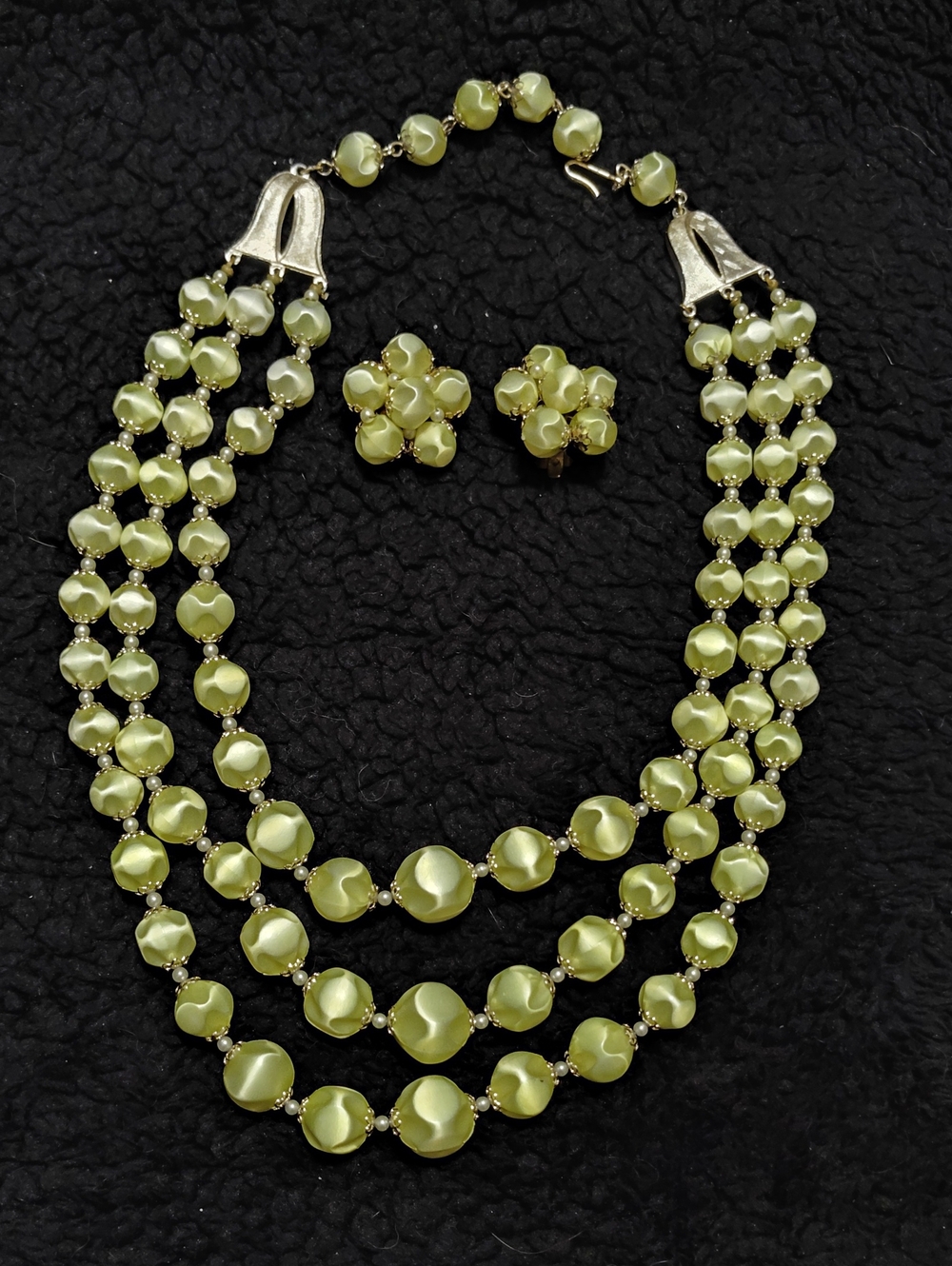 Vintage 1950's Mottled Glass Necklace And Earrings